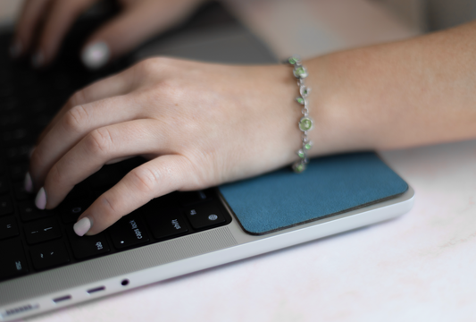 The Perfect Laptop Companion for Jewelry Wearers